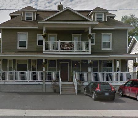 Bayside Inn Parry Sound Exterior photo